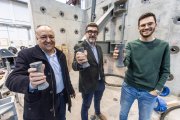 En el centro, Jesús Mínguez Algarra, junto a miembros de AUSINCO