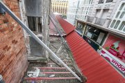 Edificio en estado de ruina en la Plaza Mayor.