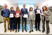 De izquierda a derecha: Pedro Sánchez, María Jesús González Pérez, TamaraPérez San Miguel, Emilio de Domingo, Esther Pardiñas, Fernando Arce y Laura Sebastián, en la presentación.