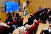 Más de 1.300 alumnos conocen las salidas de la FP con FAE y CaixaBank Dualiza