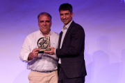 Imagen de la entrega del premio en la Real Fábrica de Tapices de Madrid