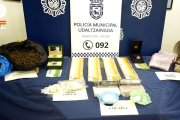 Imagen de la droga y el dinero incautado al detenido.