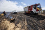 Imagen de los Bomberos en el lugar del incendio.