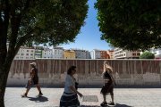 El solar de la plaza de España donde se ubicará el nuevo Mercado Norte espera el desarrollo del nuevo proyecto.