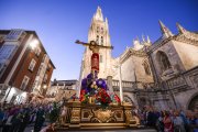 Imagen del Santo Cristo al inicio de la procesión.