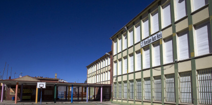Colegio Marceliano Santamaría, cerrado desde junio de 2022.