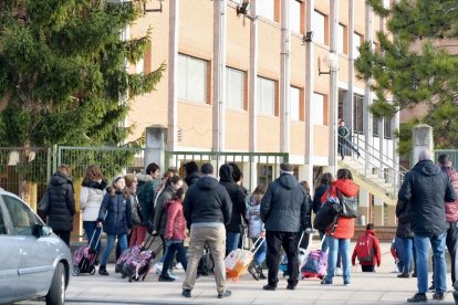 Colegio público Anduva, en Miranda de Ebro, abierto con normalidad exceptuando tres aulas que se mantienen en cuarentena. - ICAL