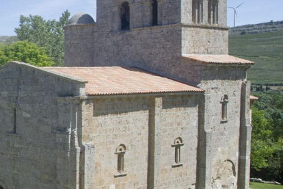 Ermita de Monasterio de Rodilla en abril de 2003. ISRAEL L. MURILLO