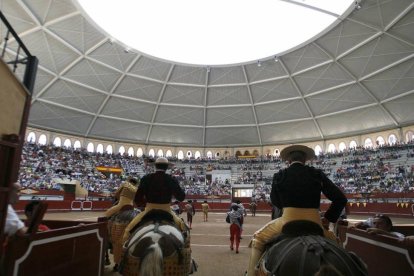 La plaza de toros de Aranda durante un festejo.-I. L. M.