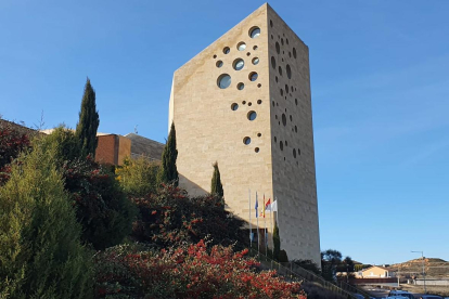 El Consejo Regulador Ribera fue diseñado por los arquitectos del Estudio Barozzi Veiga.