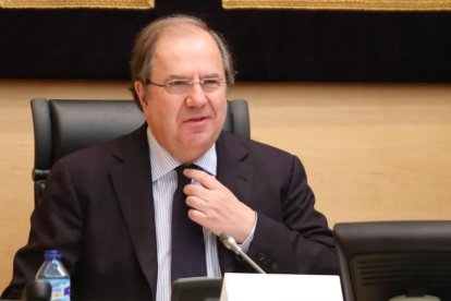 El presidente de la Junta, Juan Vicente Herrera, comparece en la Comisión de investigación sobre el Hospital de Burgos-ICAL