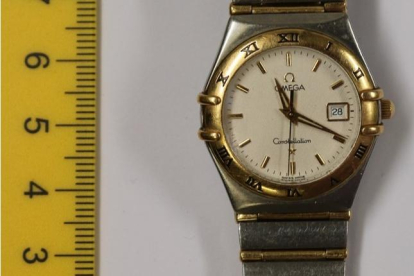Reloj recuperado por la Guardia Civil tras ser robado en una vivienda.