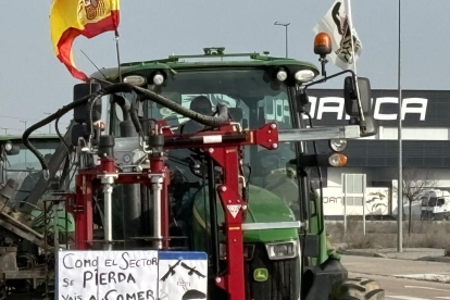Imagen de uno de los tractores que han participado en la marcha arandina