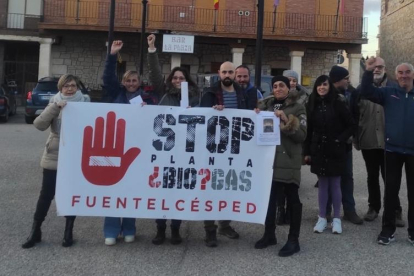 El pueblo se unió en una plataforma para evitar la instalación de la planta de biogás en Fuentelcésped