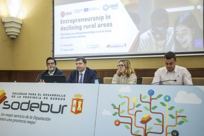 Presentación del seminario sobre 'Emprendimiento rural en zonas con declive demográfico'