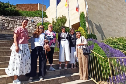 Imagen de la asociaciones vecinales en el Consejo Regulador Ribera del Duero