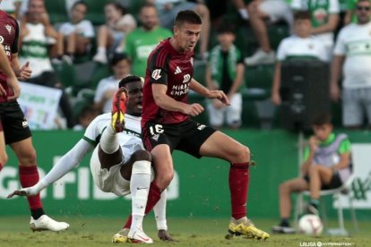 Imagen del partido entre el Elche y el CD Mirandés.