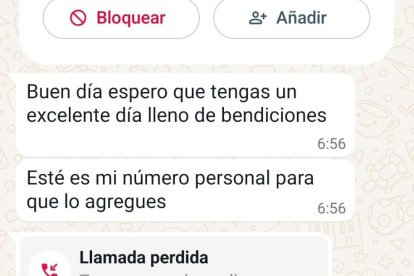 Mensaje fraudulento vía WhatsApp en el que se suplanta la identidad de un usuario.