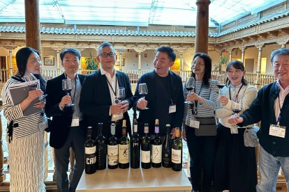 Ocho importadores japoneses recorren estos días la Ribera del Duero