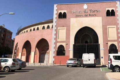 El informe urbanístico ratifica deficiencias en materia de accesibilidad en los dos aparcamientos de la plaza de toros