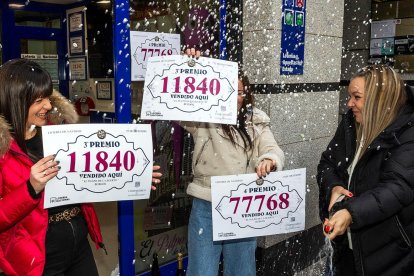 La administración El Pulpo de la Suerte dio un tercer y un cuarto premio de la Lotería de Navidad.