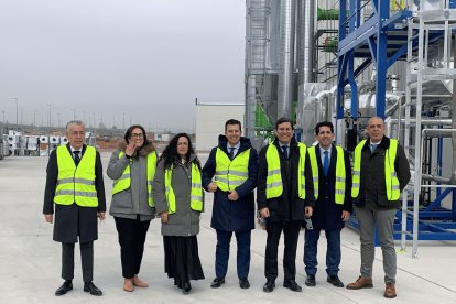 Fernández Carriedo visitó ayer las instalaciones de la planta de Renova Recycling de Movilex.