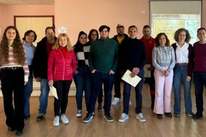 Carmen posa con el resto de alumnos del taller formativo del Ecyl en Aranda