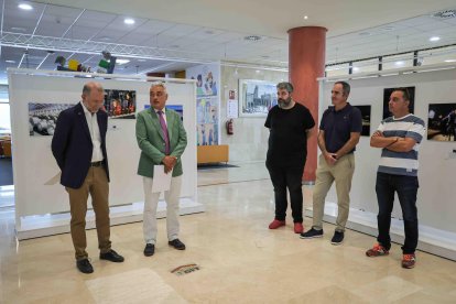 La entrega de premios se produjo en la Biblioteca Universitaria.