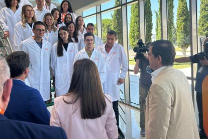 Mañueco visita GSK Aranda