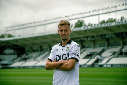 Sergio González,refuerzo de altura para la defensa blanquinegra.
