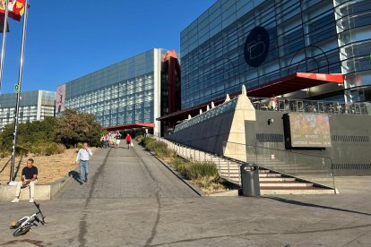 Vox incidió en lo sucios que están los suelos del paseo Sierra de Atapuerca y el Espolón, así como de otras calles céntricas.