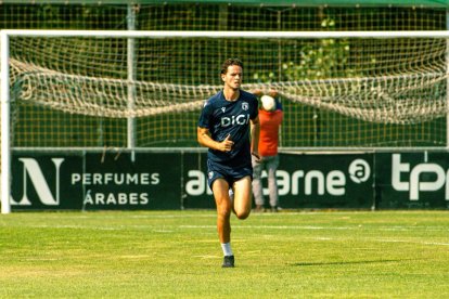 Gabriel Barès durante un entrenamiento en Castañares.