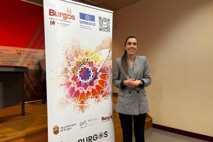 Andrea Ballesteros, durante la presentación del encuentro.