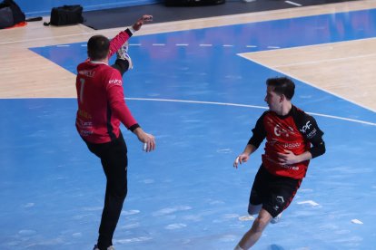 Sólido triunfo del UBU San Pablo Burgos ante el TROPS Málaga con diez goles de Sánchez