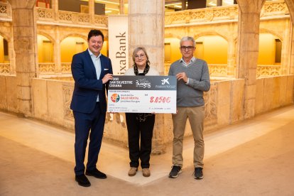 La Asociación Salud Mental Burgos recibe 8.050 euros de la Fundación ‘la Caixa’ para mejorar la atención de sus usuarios