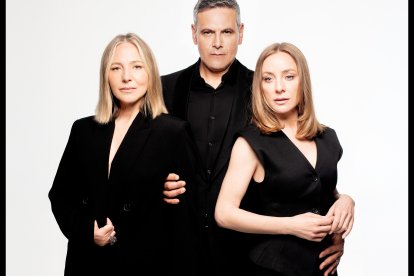 Pilar Castro, Roberto Enríquez y Ángela Cremonte encabezan un reparto muy reconocible en la adaptación escénica del clásico de Choderlos de Laclos.