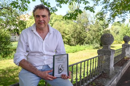 Fernando Pérez del Rio presenta su libro 'Tratado sobre la mentalidad árabe'