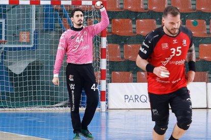 Martins, a la derecha, durante un partido con el UBU San Pablo Burgos.