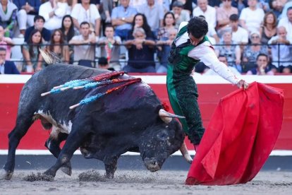 Morenito de Aranda exhibió oficio y madurez ante los toros de Ana Romero.