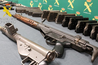 Armas intervenidas por la Guardia Civil. ECB