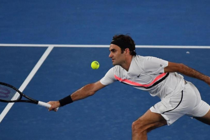Federer, en su partido ante Struff-AFP / GREG WOOD