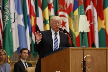 Trump, en su discurso al mundo musulmán, en Riad.-EVAN VUCCI