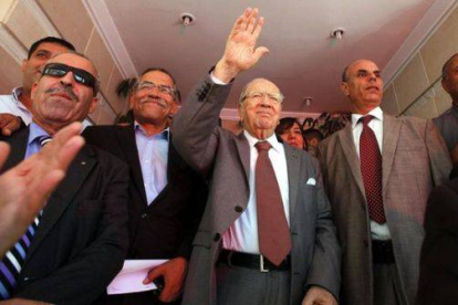 El líder de Nida Tunis, Beji Caid Essebsi, tras conocer los resultados preliminares el 28 de octubre.-Foto: EFE