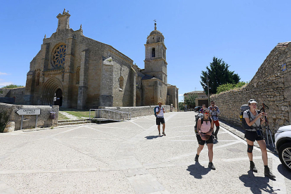 Los peregrinos y el Camino de Santiago están muy ligados a Castrojeriz. RAÚL G. OCHOA