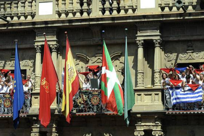 San Fermín empieza con el tradicional chupinazo.-Foto: AFP