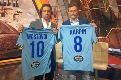  Mostovoi y Karpin, con sus camisetas del Celta, en una imagen reciente en la televisión rusa 