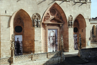 Propuesta de los bocetos presentados por Antonio López para las puertas de la Catedral de Burgos. ICAL