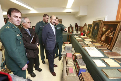La operación concluyó en diciembre con 3 detenidos y el hallazgo de 200 piezas, las cuales se mostraron la pasada semana-R. O.