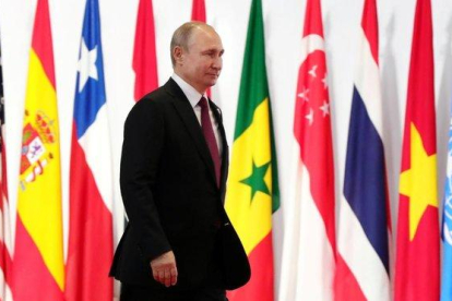 El presidente ruso, Vladímir Putin, a su llegada a la cumbre del G-20 en Osaka.-AFP