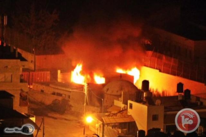 Incendio en la tumba del patriarca José.-